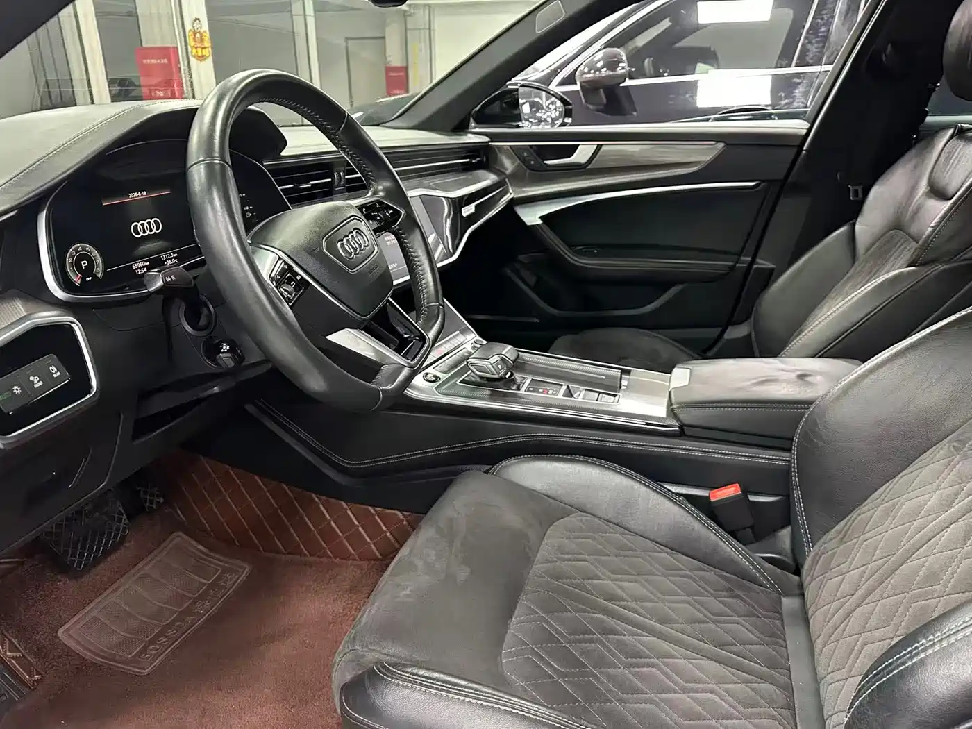 Photo 4 - Audi A6L