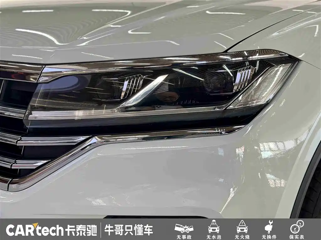 Volkswagen Touareg 2019 2.0TSI Sharp Wing Edition China V фото 10