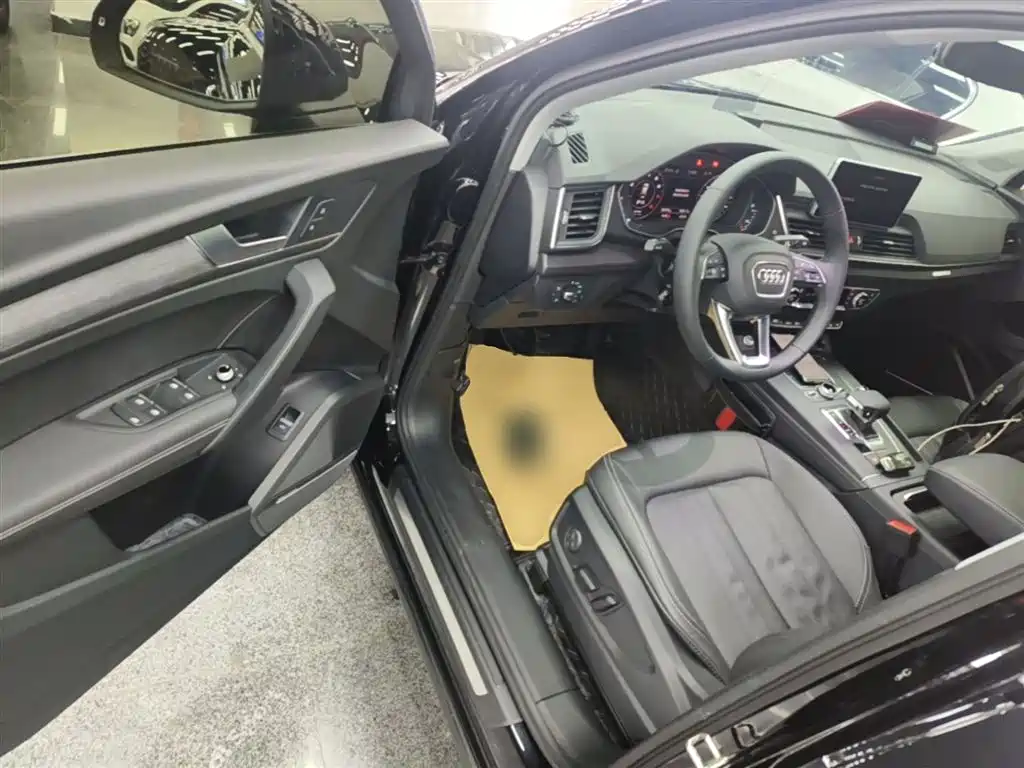 Audi Q5L 2020 45 TFSI Premium Elegance фото 16