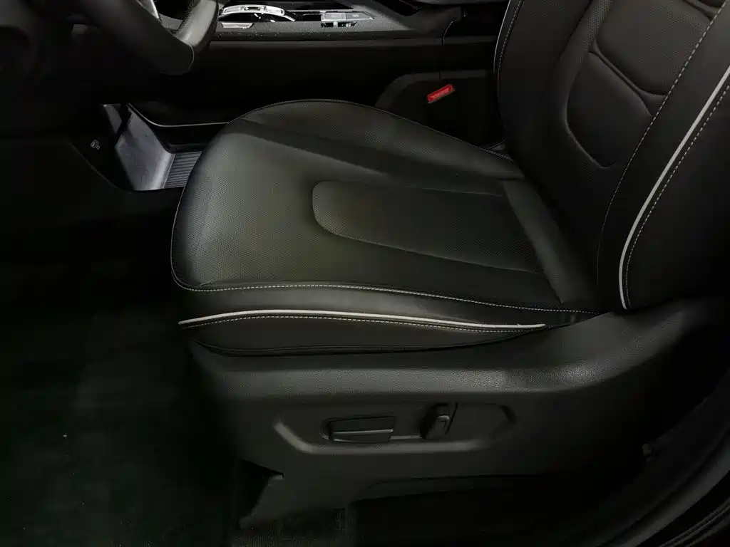 Hyundai Kustu 2021 270TGDi Premium LUX фото 20
