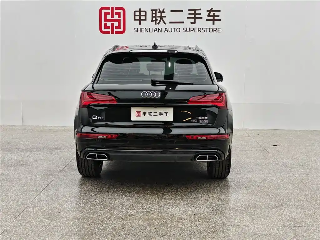 Audi Q5L 2023 40T Luxury Dynamic фото 3