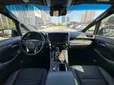 Фото 9 - Toyota Vellfire
