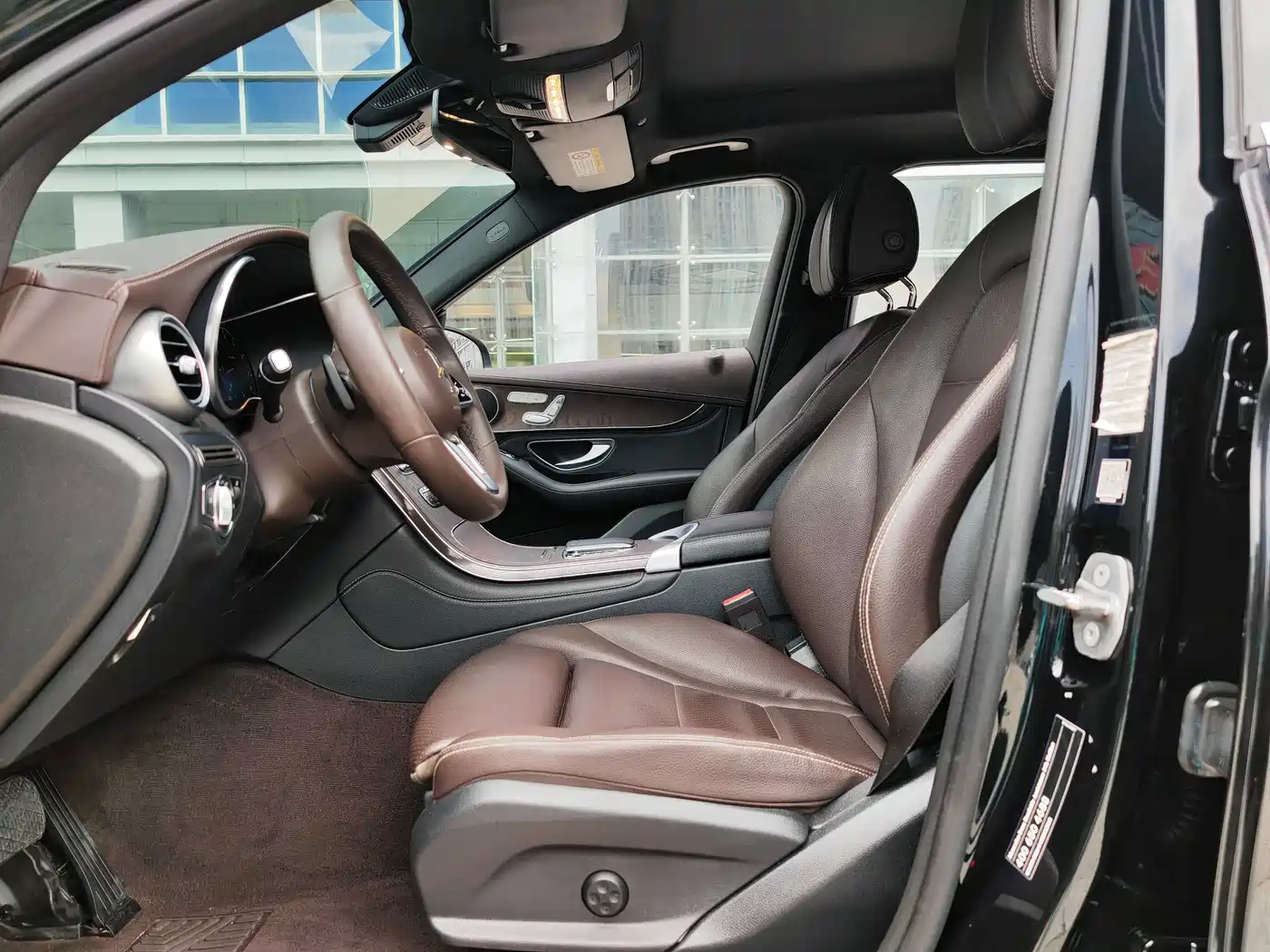 Mercedes-Benz GLC 2020 Facelift GLC 260 L 4MATIC Luxury фото 6