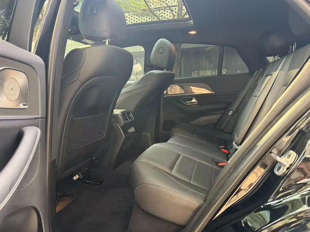 Mercedes-Benz GLE 2022 GLE 450 4MATIC Luxury фото 11