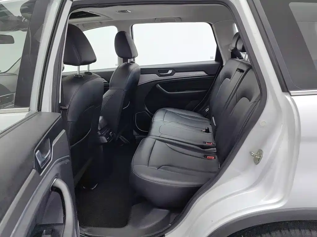 Photo 15 - Haval H6