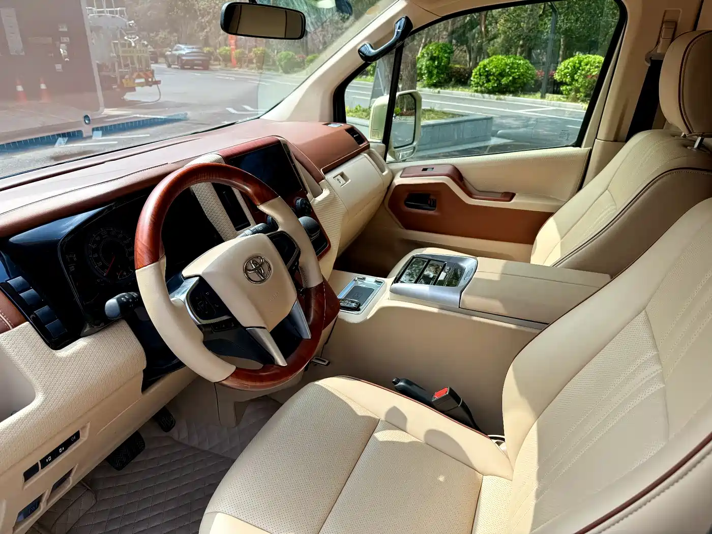 KETI CAR KTI MOUNTAINS AND RIVERS