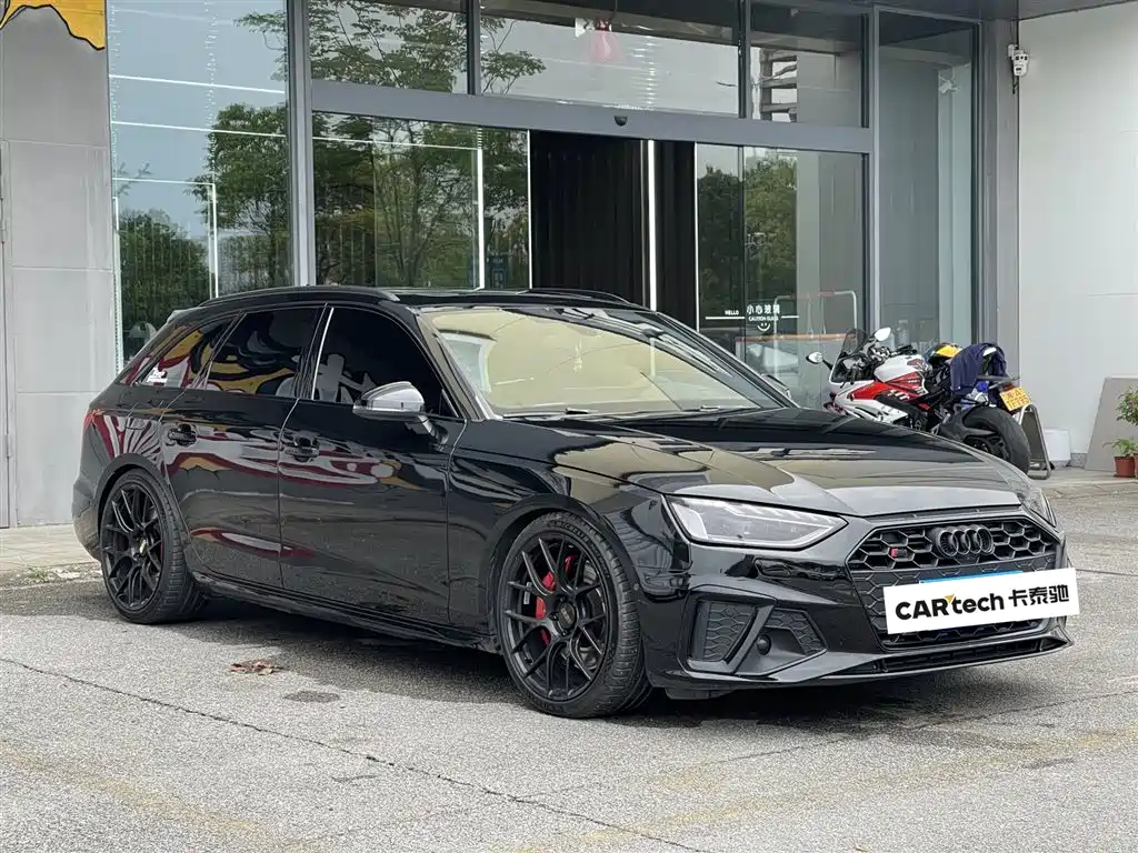 Audi S4 2023 S4 Avant 3.0TFSI фото 2