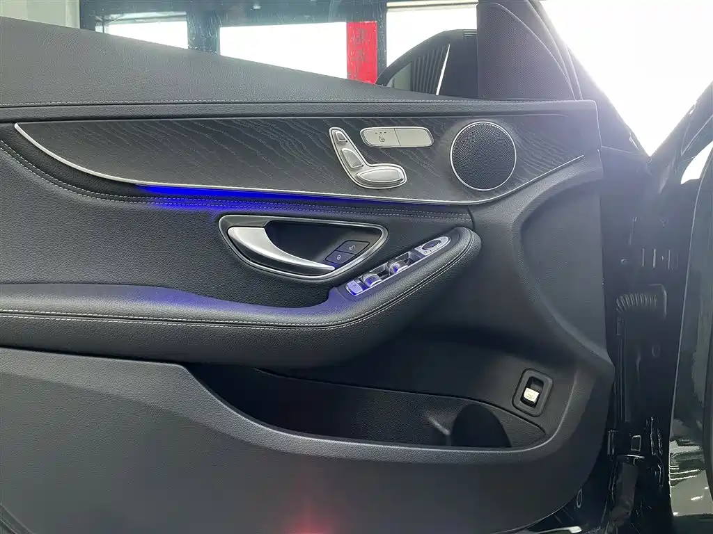 Mercedes-Benz C-Class 2019 Facelift C 260 L Sport фото 10