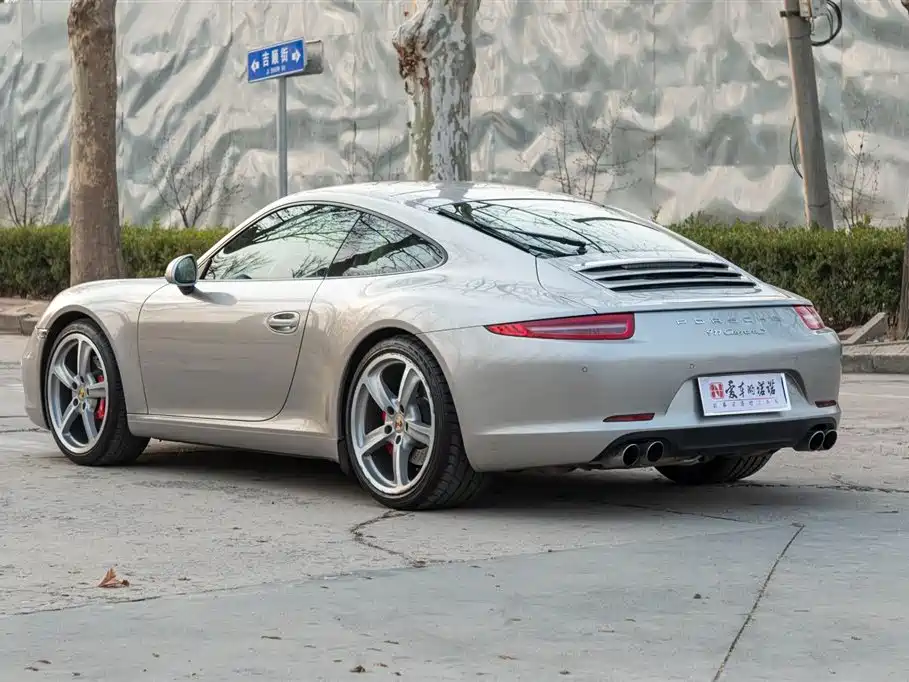 Porsche 911 2012 Carrera S 3.8L фото 3