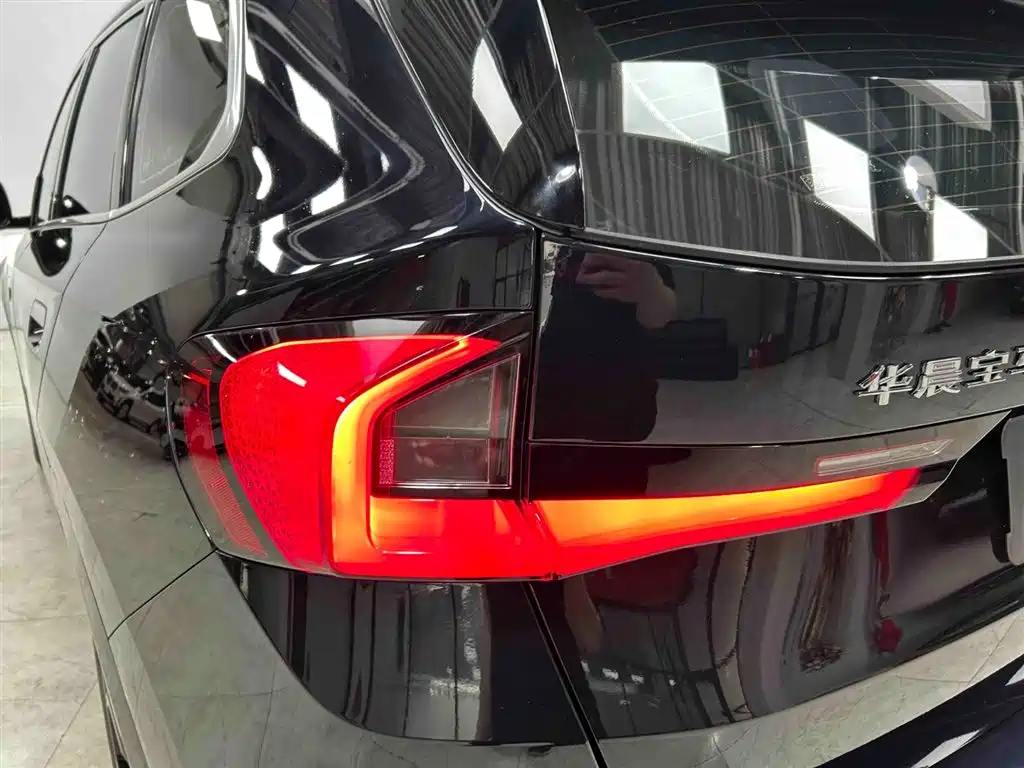 BMW X1 2023 sDrive20Li X Design Package фото 19