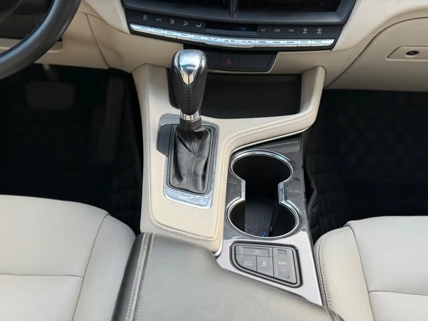 Cadillac CT4 2023 25T Luxury Model фото 10