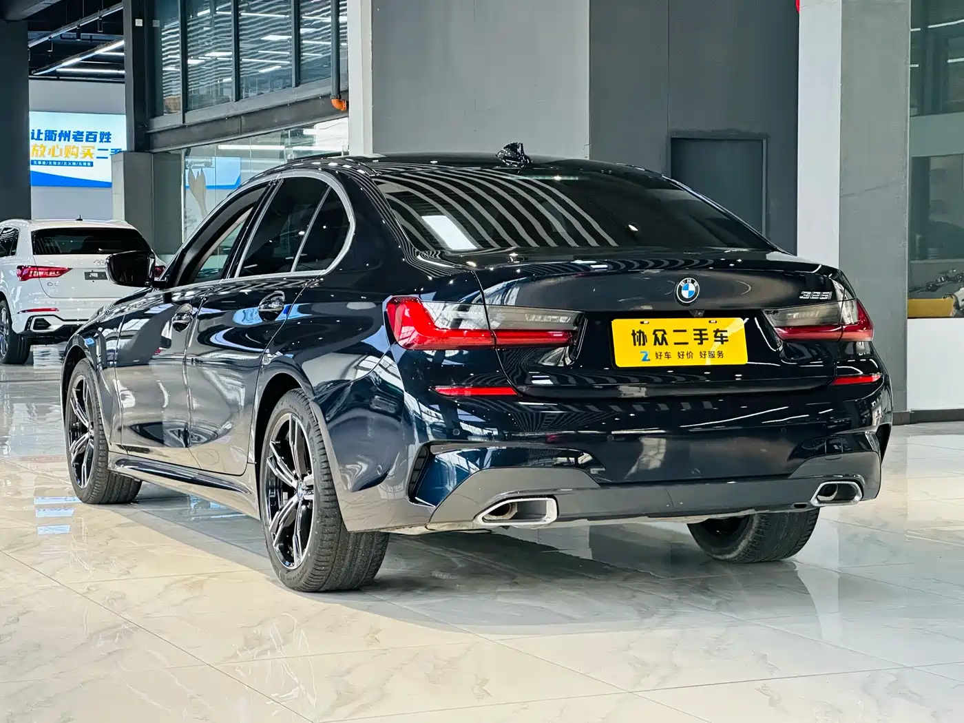 BMW 3-SERIES