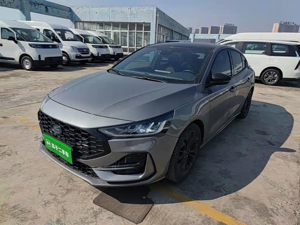 Photo 1 - Ford Focus