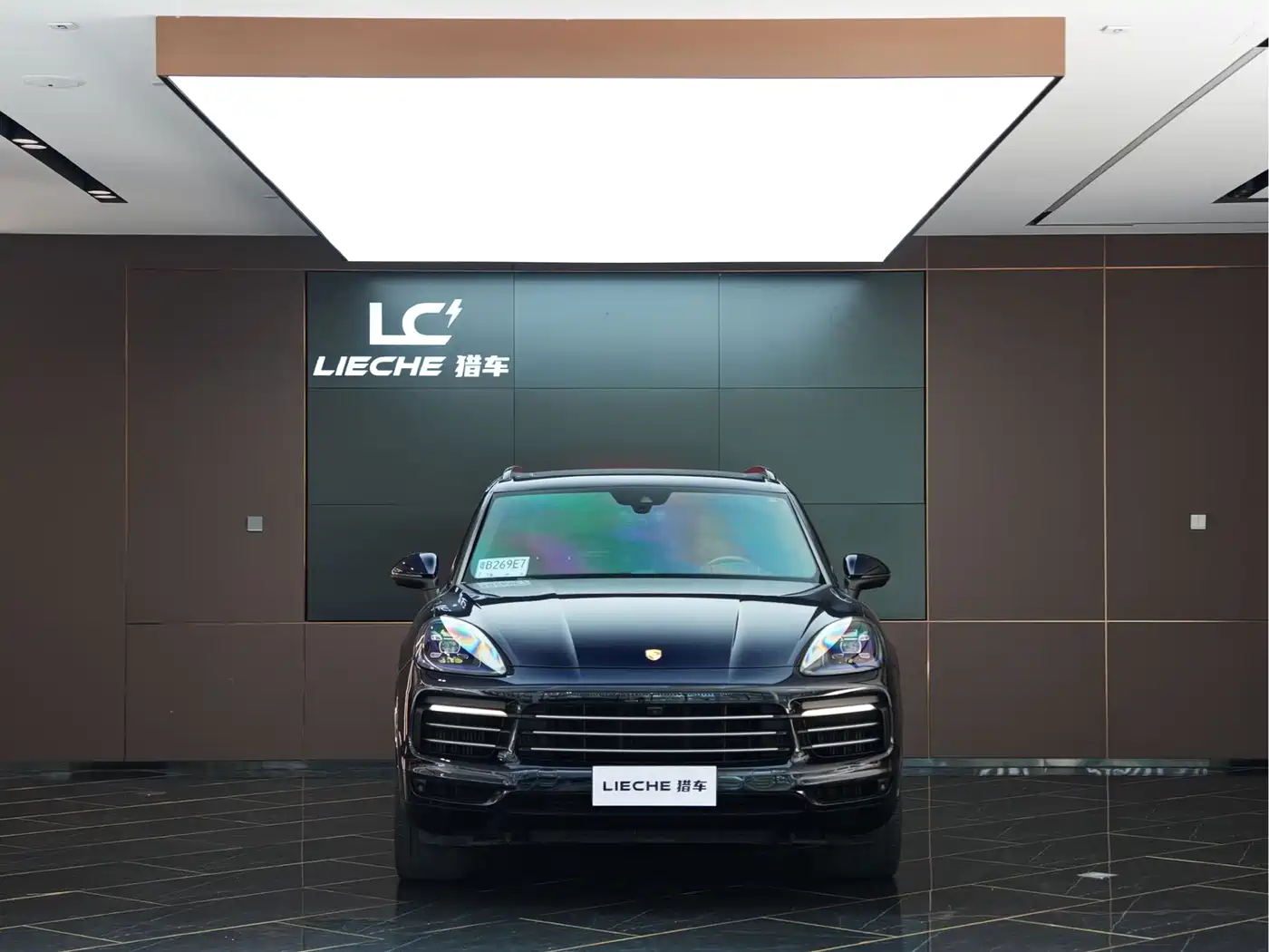 Porsche Cayenne 2019 Cayenne 3.0T фото 2