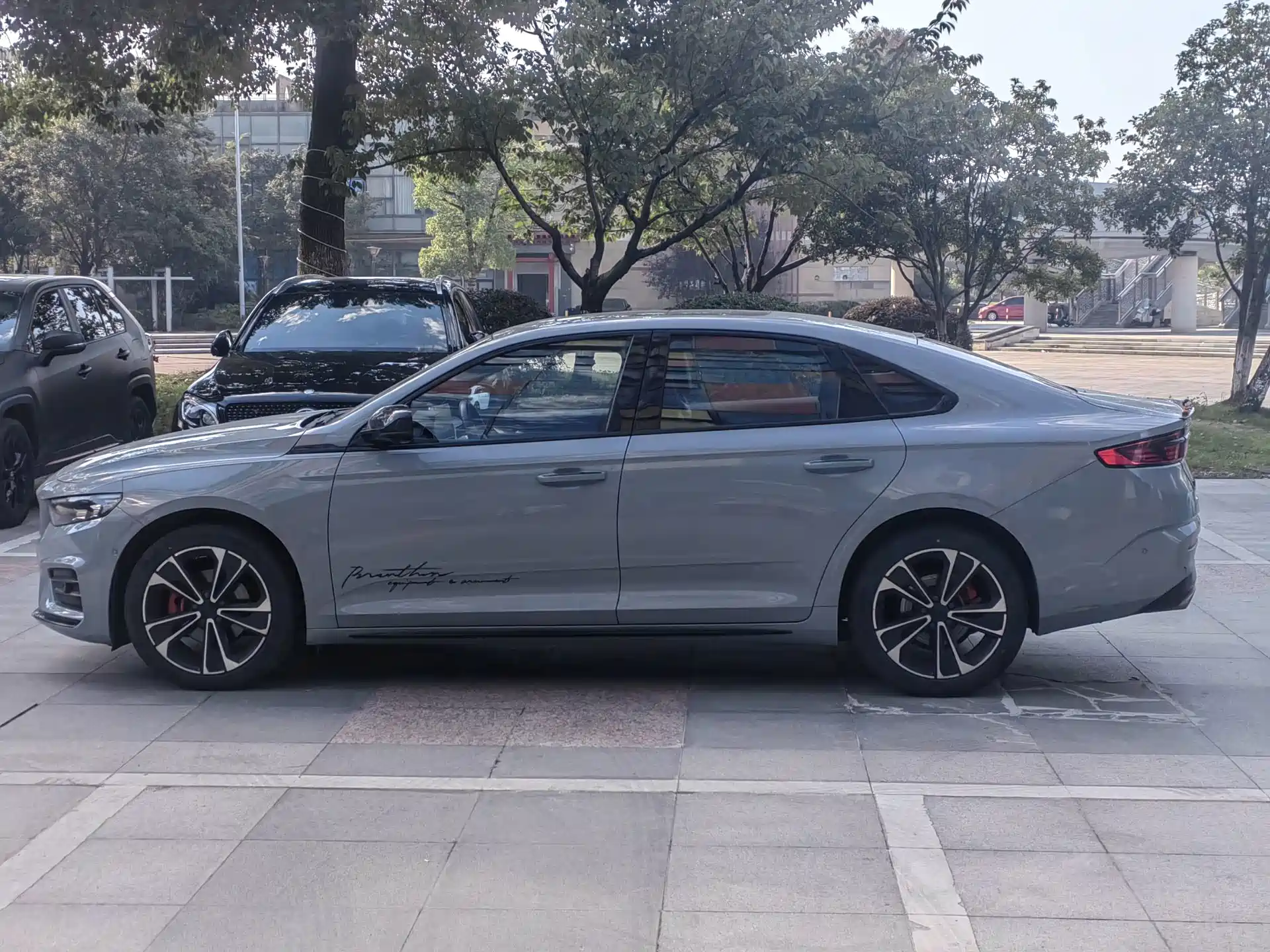 Фото 4 - Geely Preface