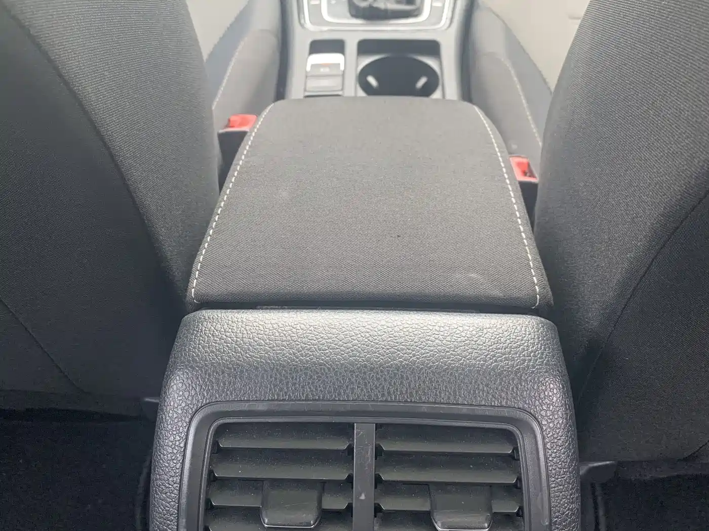 Volkswagen Golf 2016 230TSI Automatic Comfort фото 15