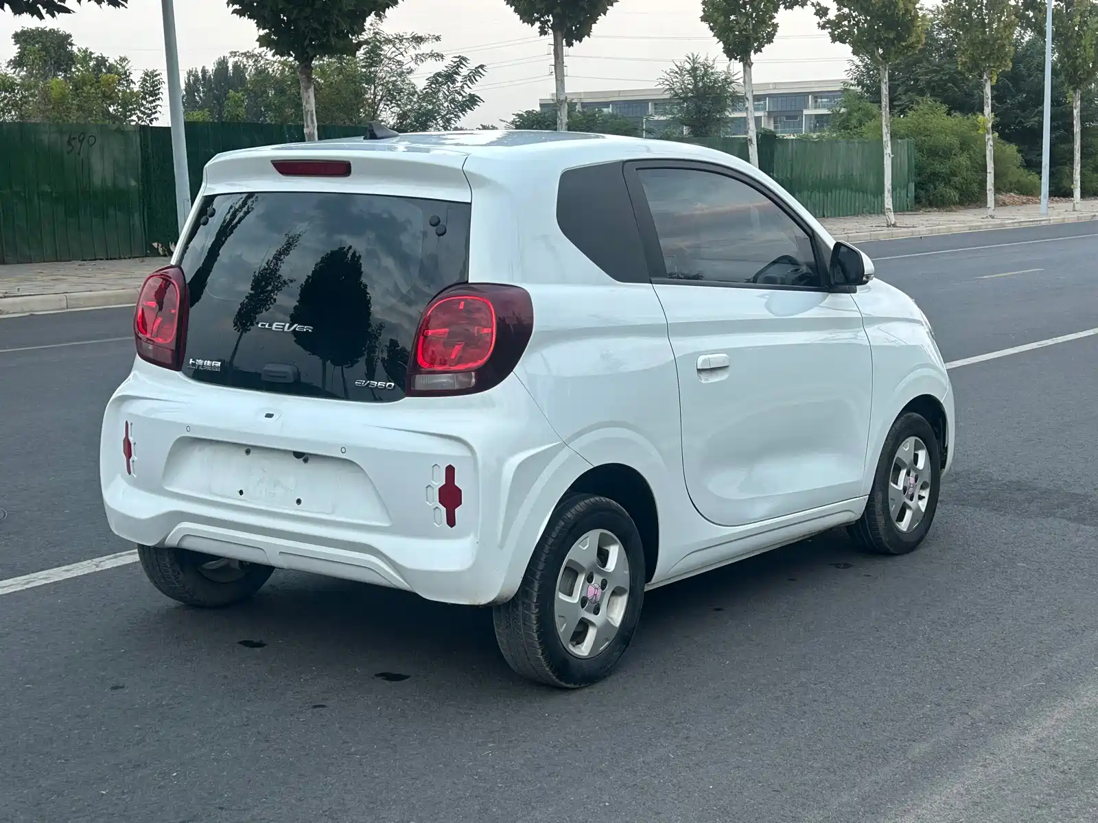 Фото 9 - Roewe Clever
