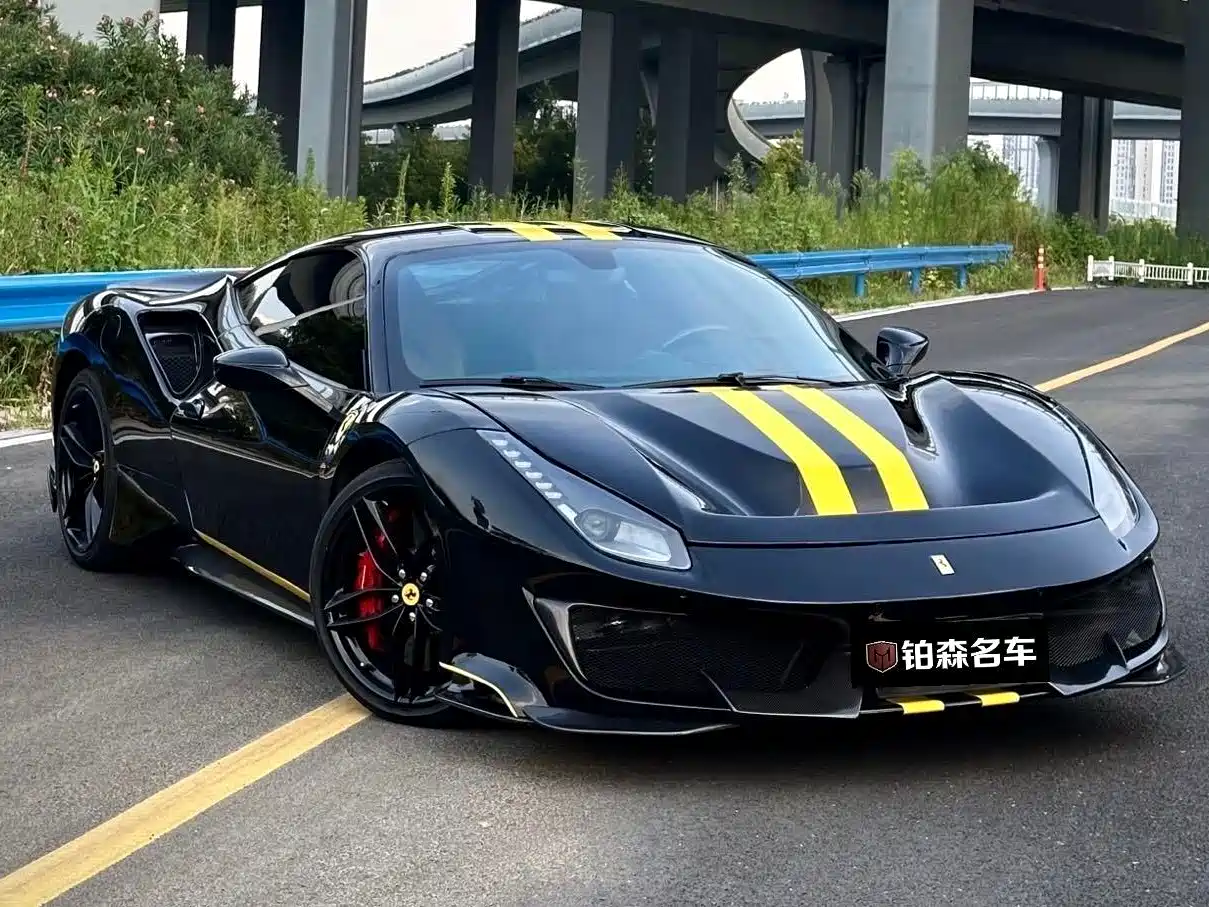 Ferrari 488