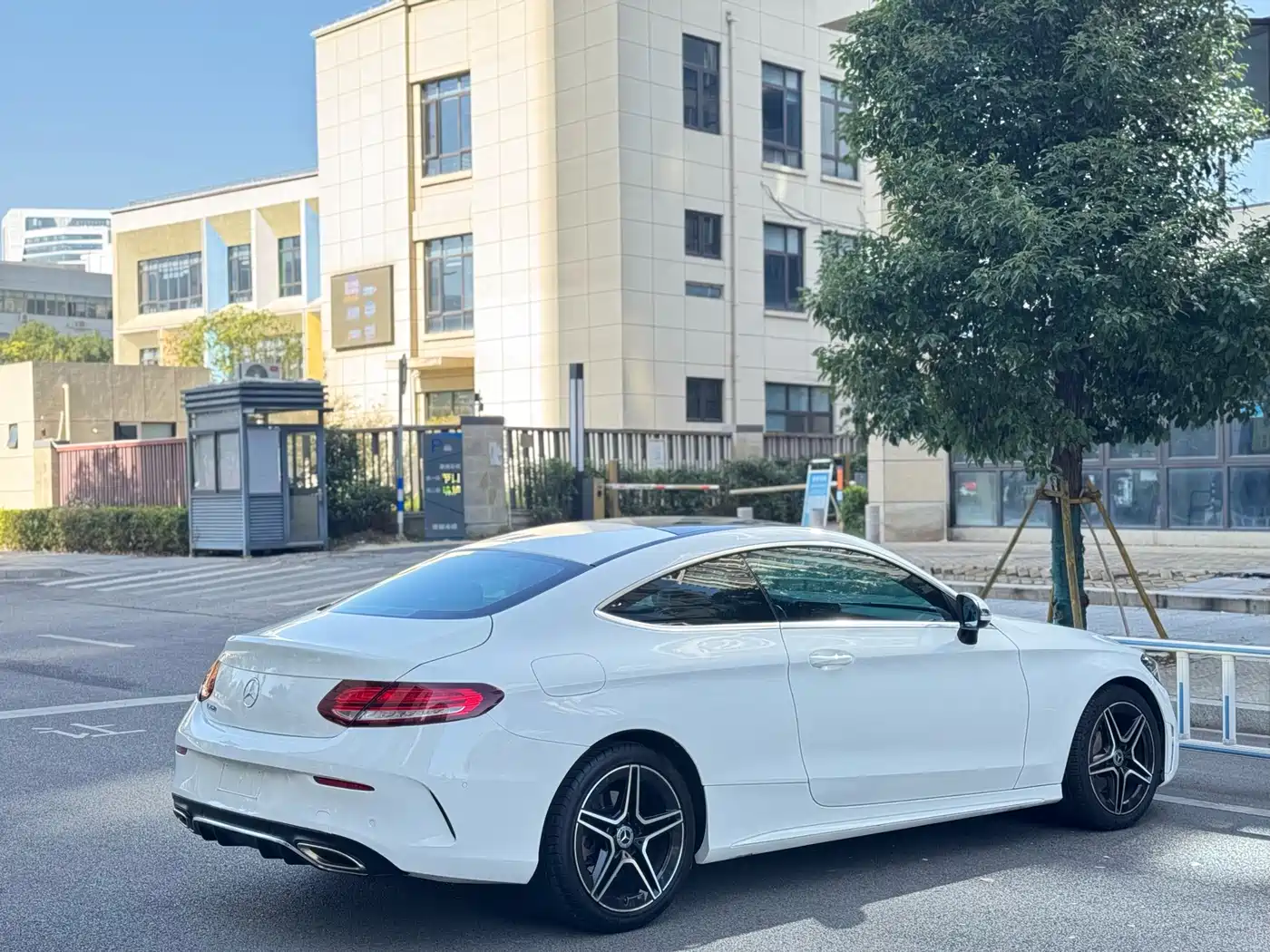 MERCEDES-BENZ C CLASS