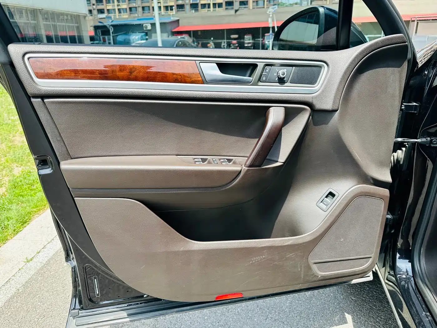 Volkswagen Touareg 2011 3.0TSI Comfort фото 13