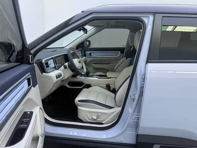 Фото 13 - Geely ICON