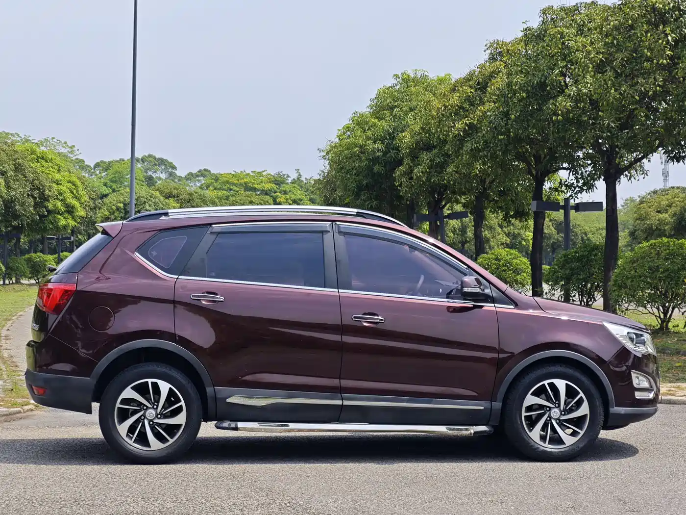Baojun 560 2017 2016 1.5T Manual Luxury