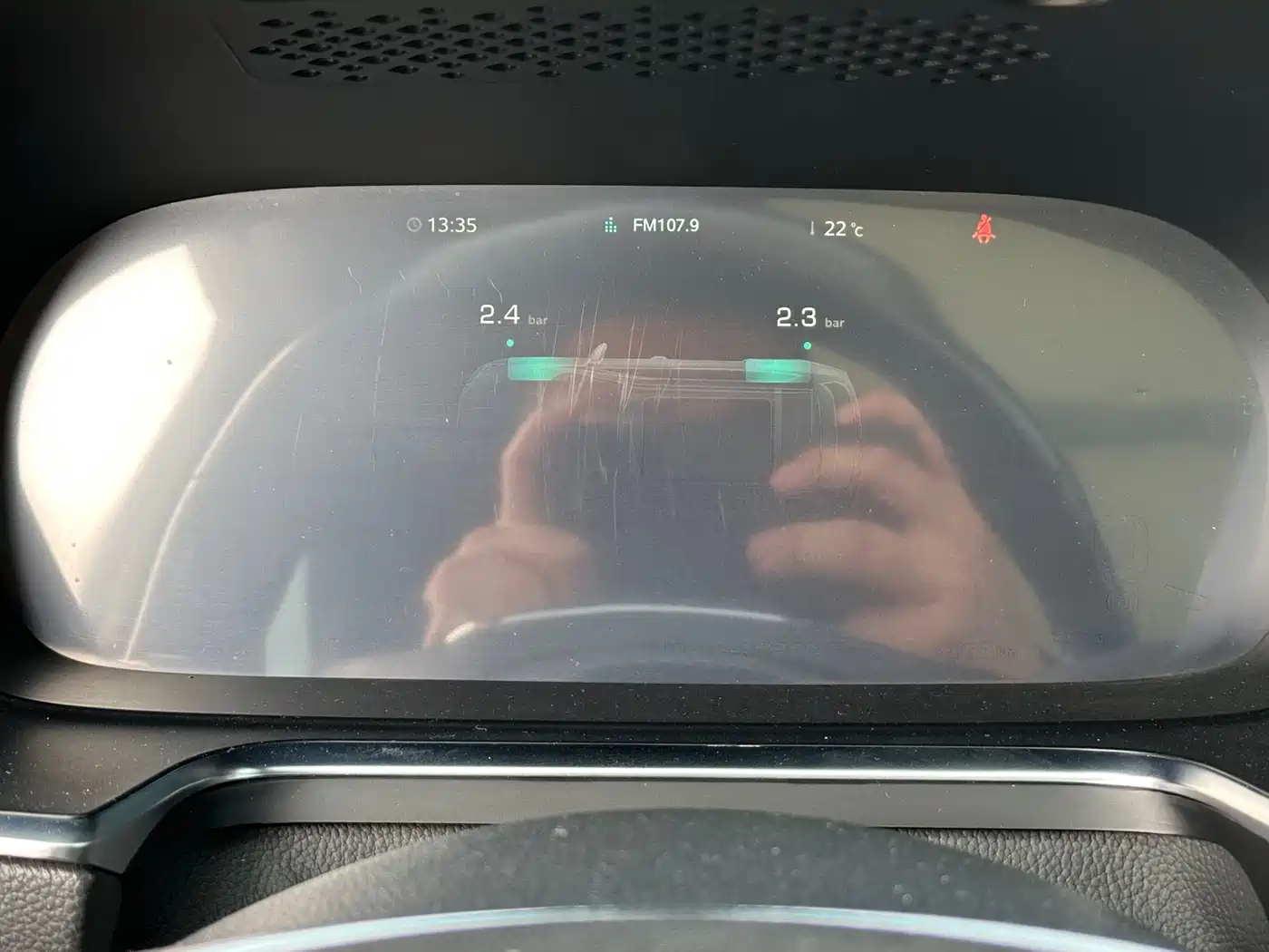 ROEWE RX5 NEW ENERGY