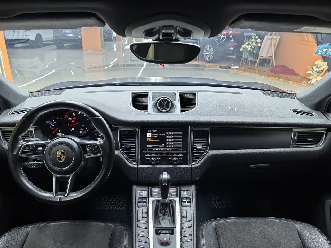 Porsche Macan 2016 Macan 2.0T фото 9