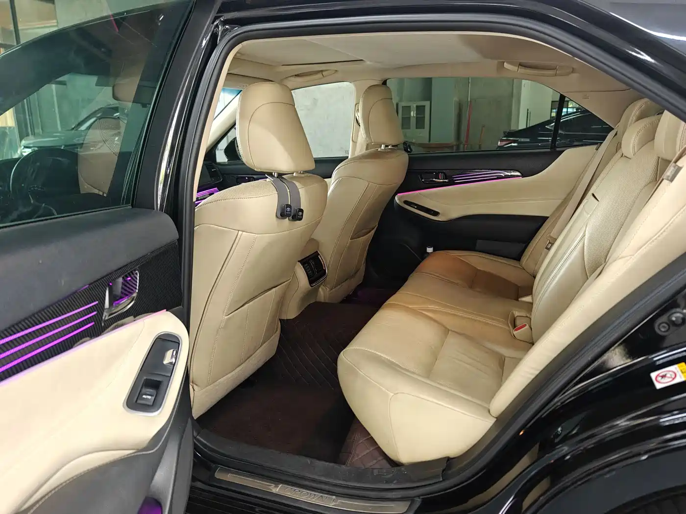 Toyota Crown 2015 2.0T Fashion фото 6