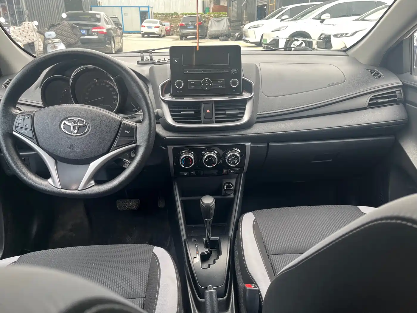 Toyota YARiS L Zhi Xuan 2022 Zhi Xuan X 1.5L CVT Leading PLUS Edition фото 9