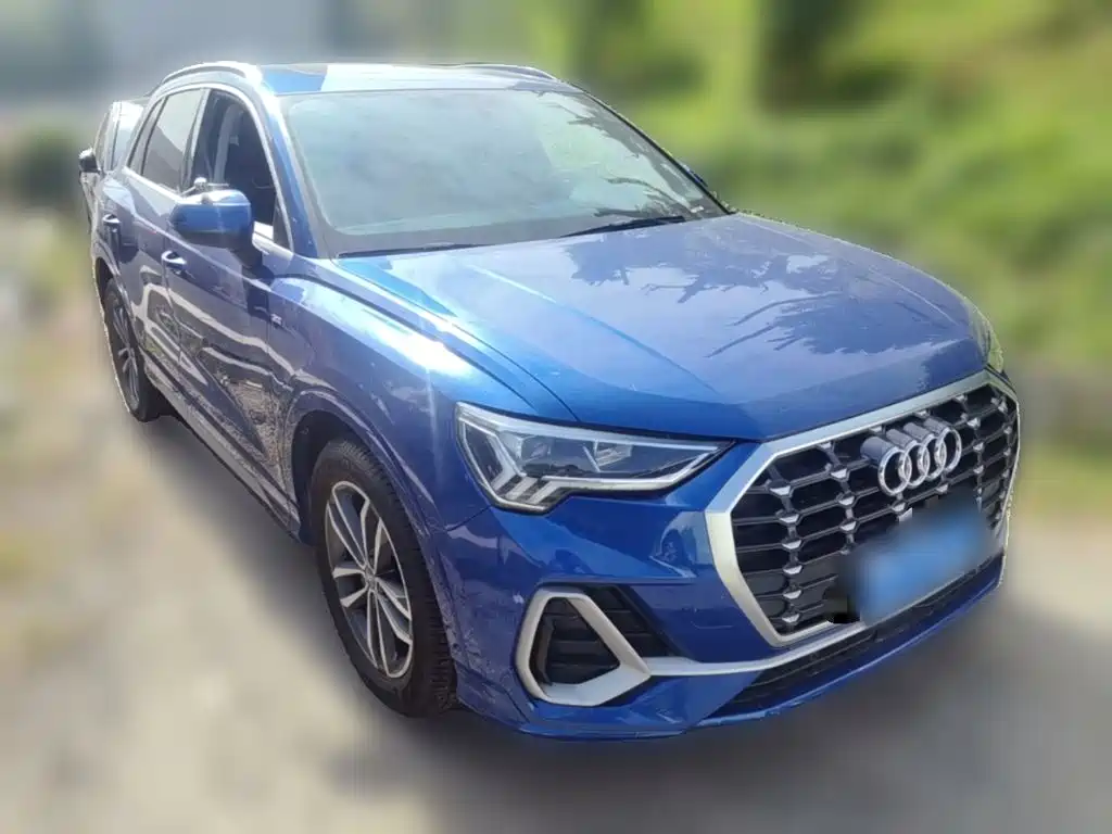 Фото 6 - Audi Q3