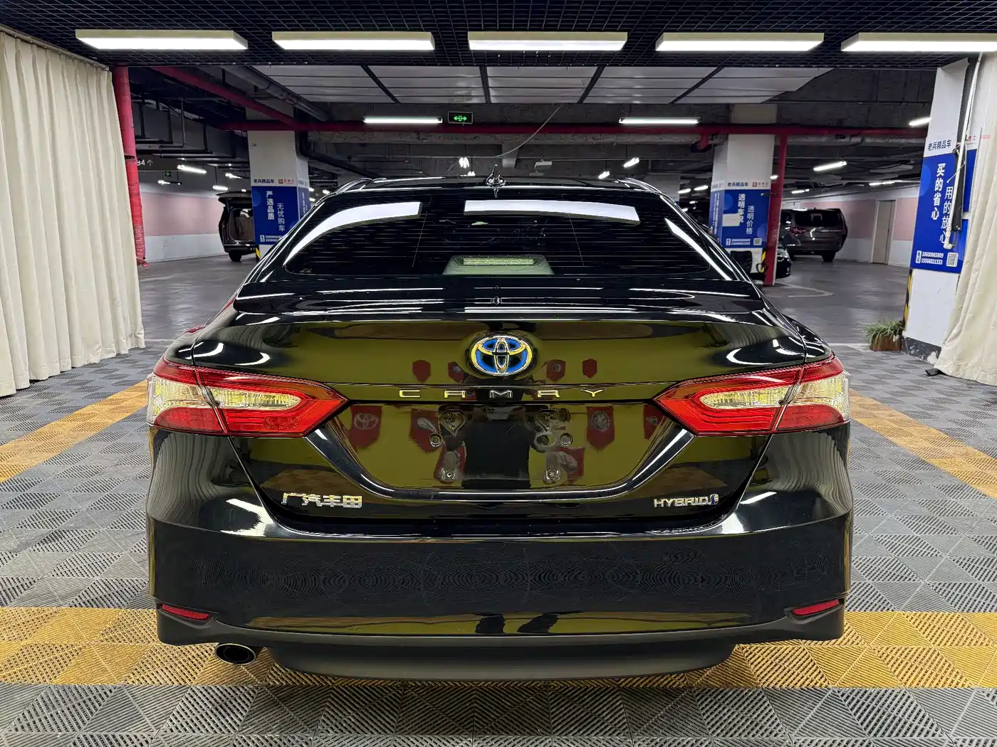 Toyota Camry 2021 Hybrid 2.5HGVP Leading Edition фото 4