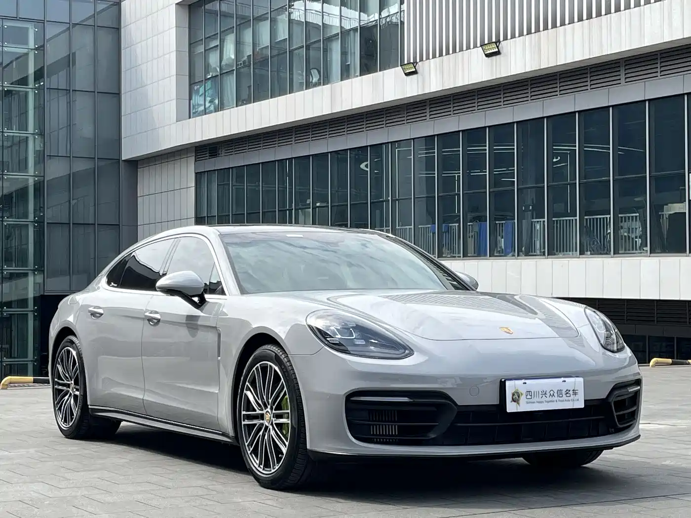 Porsche Panamera 2021 Panamera 4 Executive Long Wheelbase 2.9T фото 4