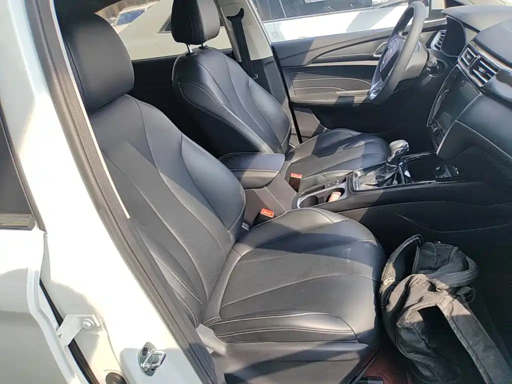 Roewe i5 2019 2019 1.5L Auto 4G Langhao Edition
