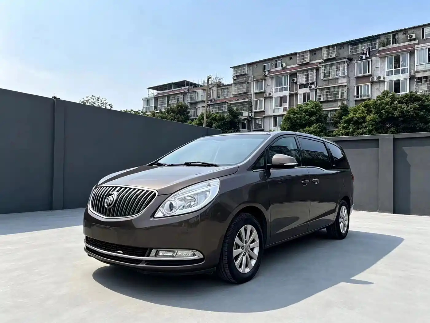 Buick GL8 2015 2.4L Luxury Business Exclusive Edition