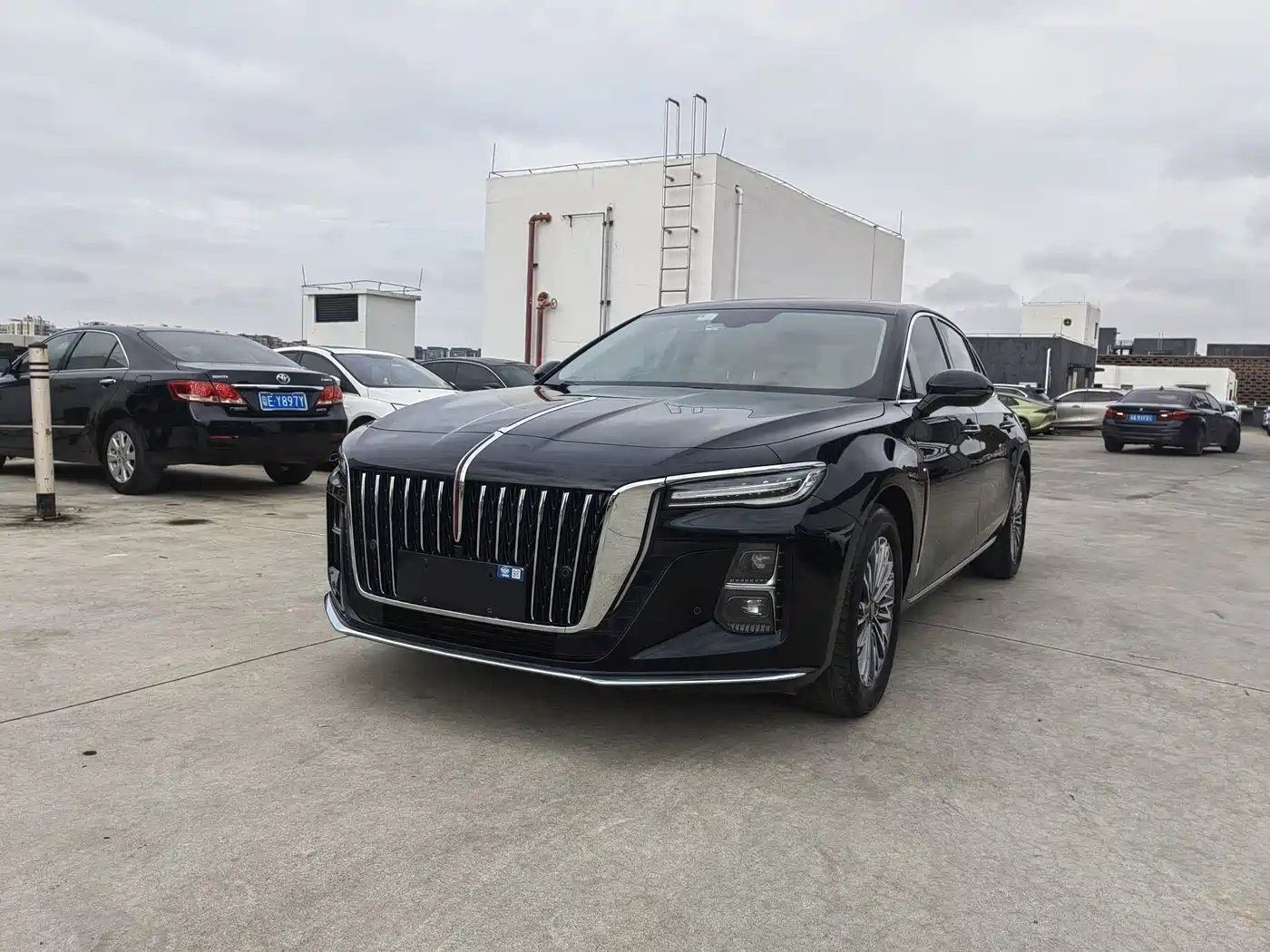 Hongqi H5 2023 1.5T DCT Smart Connect Flag Rhythm