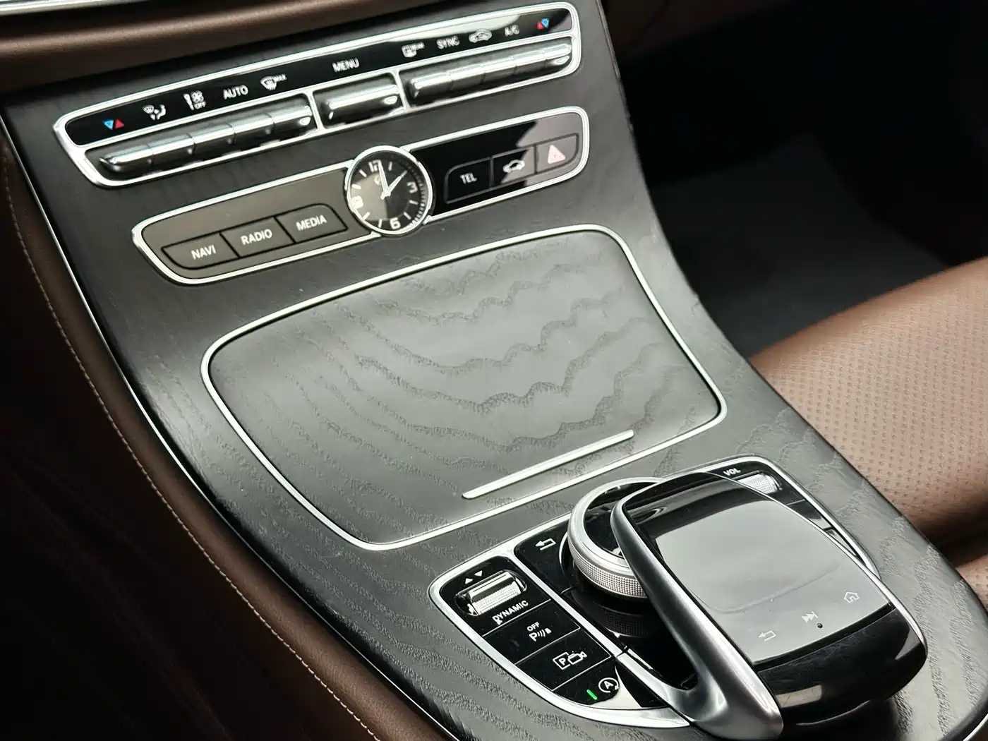 Mercedes-Benz E-Class 2018 Facelift E 200 L Sport фото 18