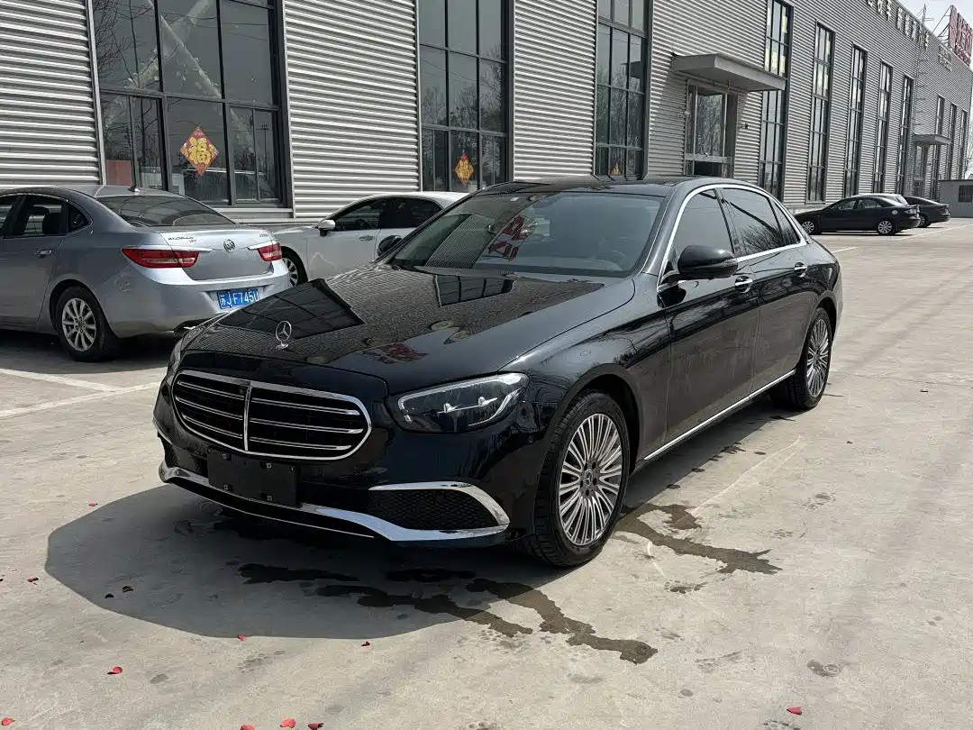  E CLASS