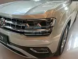 صورة 24 - Volkswagen Teramont
