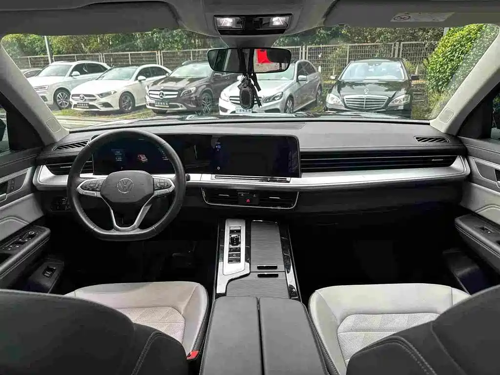 Volkswagen Talagon 2025 2025 330TSI Luxury Cruise Public Edition