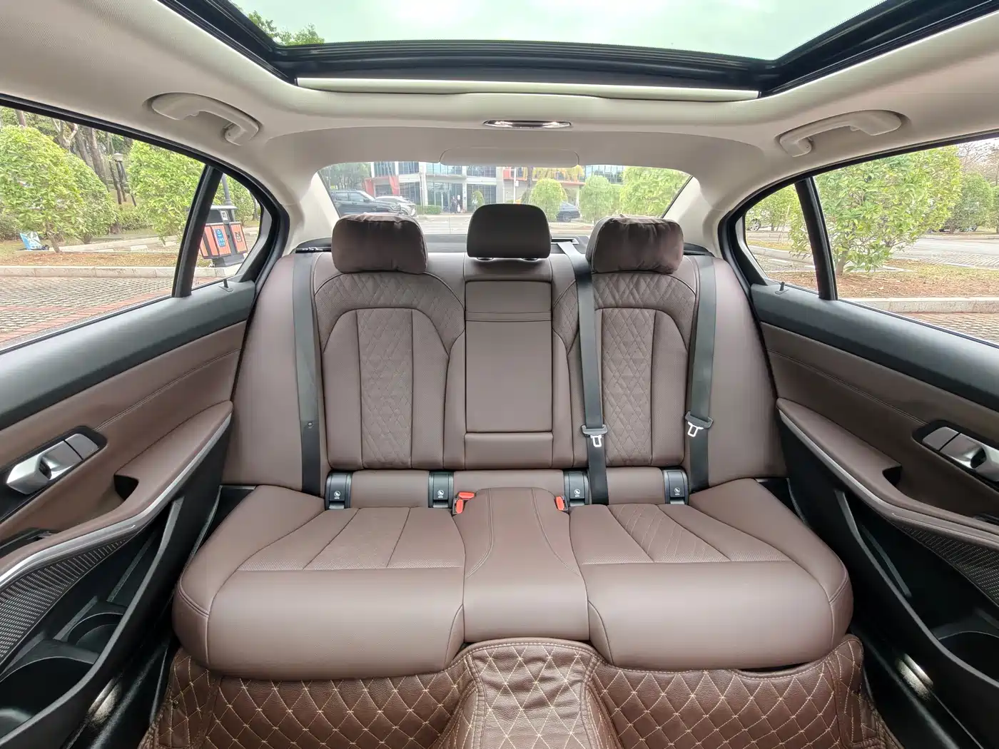 BMW 3 Series 2022 Facelift 325Li M Sport Package фото 16