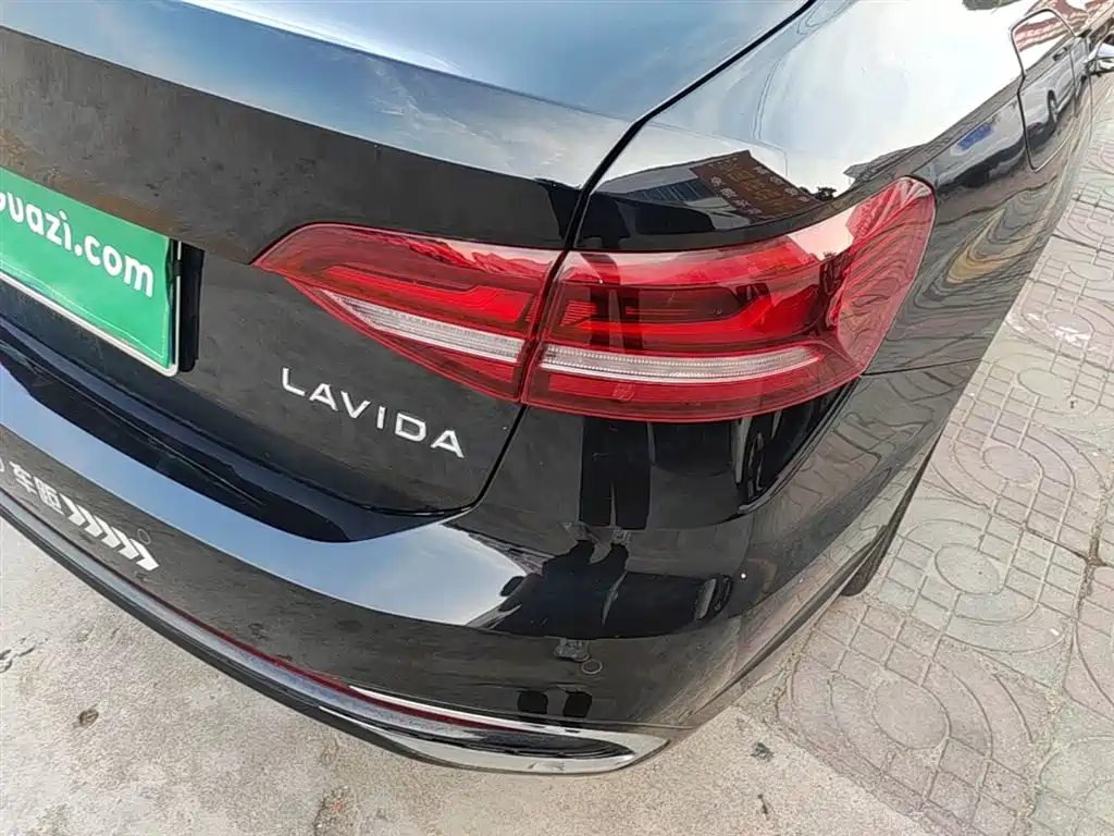 Volkswagen Lavida 2024 Model 1.5L Automatic Starlight 5 Million Edition фото 8