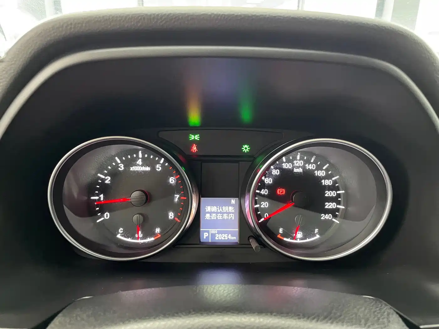 Haval M6 2023 PLUS 1.5T DCT Luxury Smart Connect фото 13