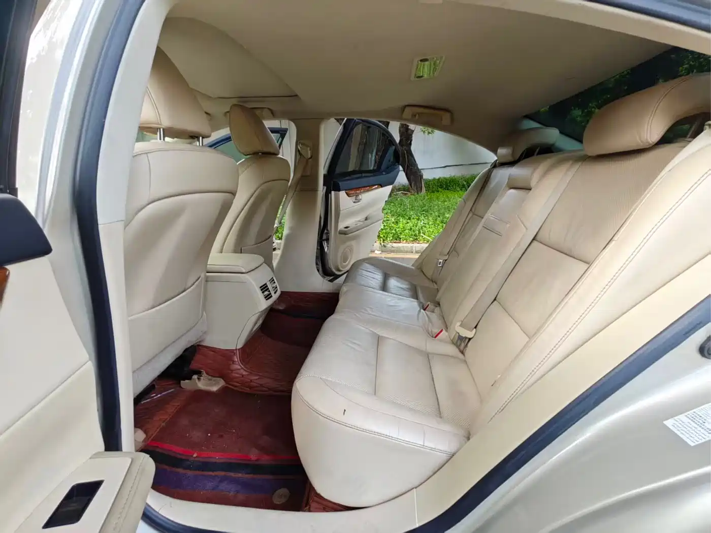 Фото 5 - Lexus ES