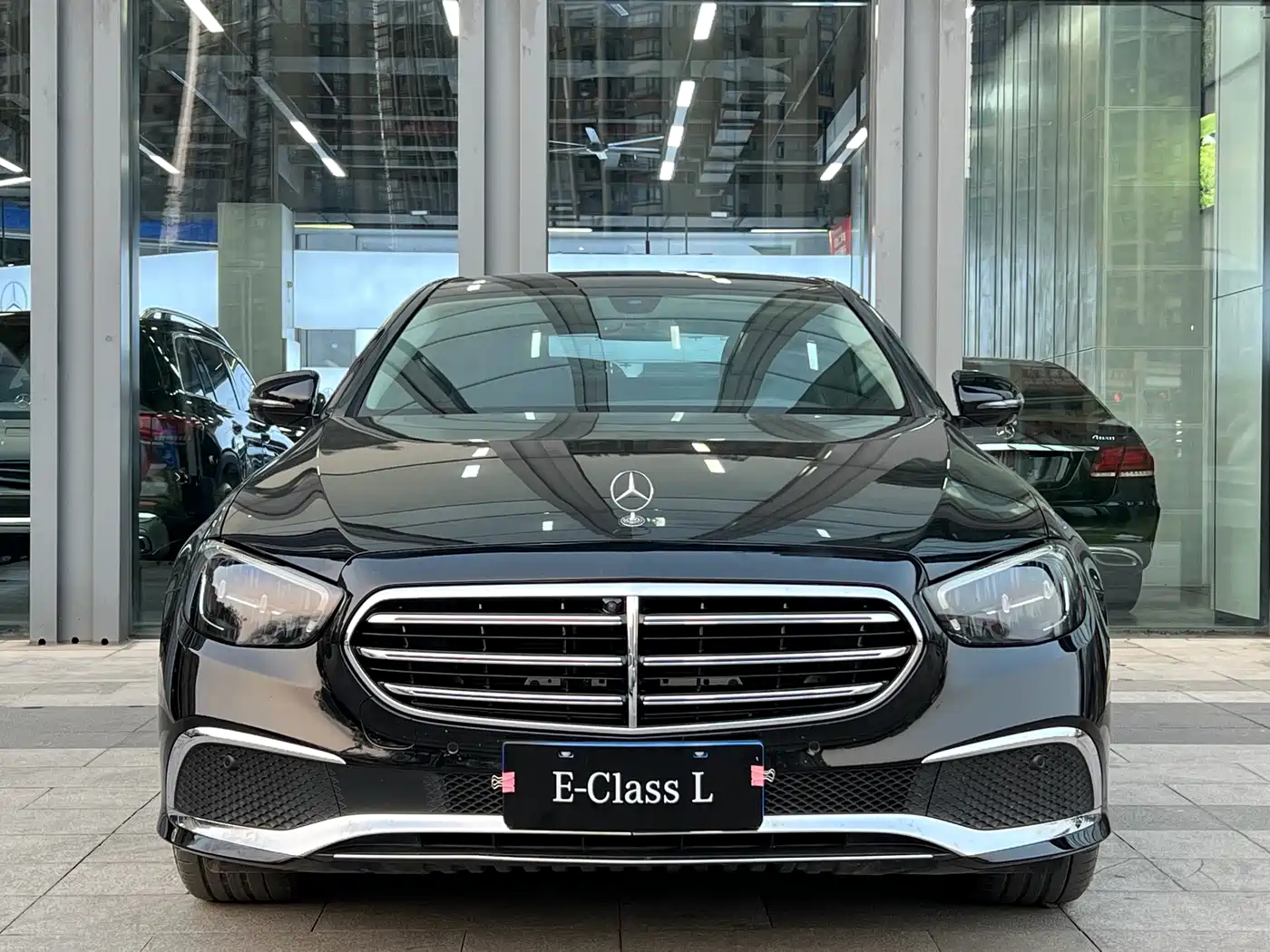 Mercedes-Benz E-Class 2022 E 300 L Luxury фото 3