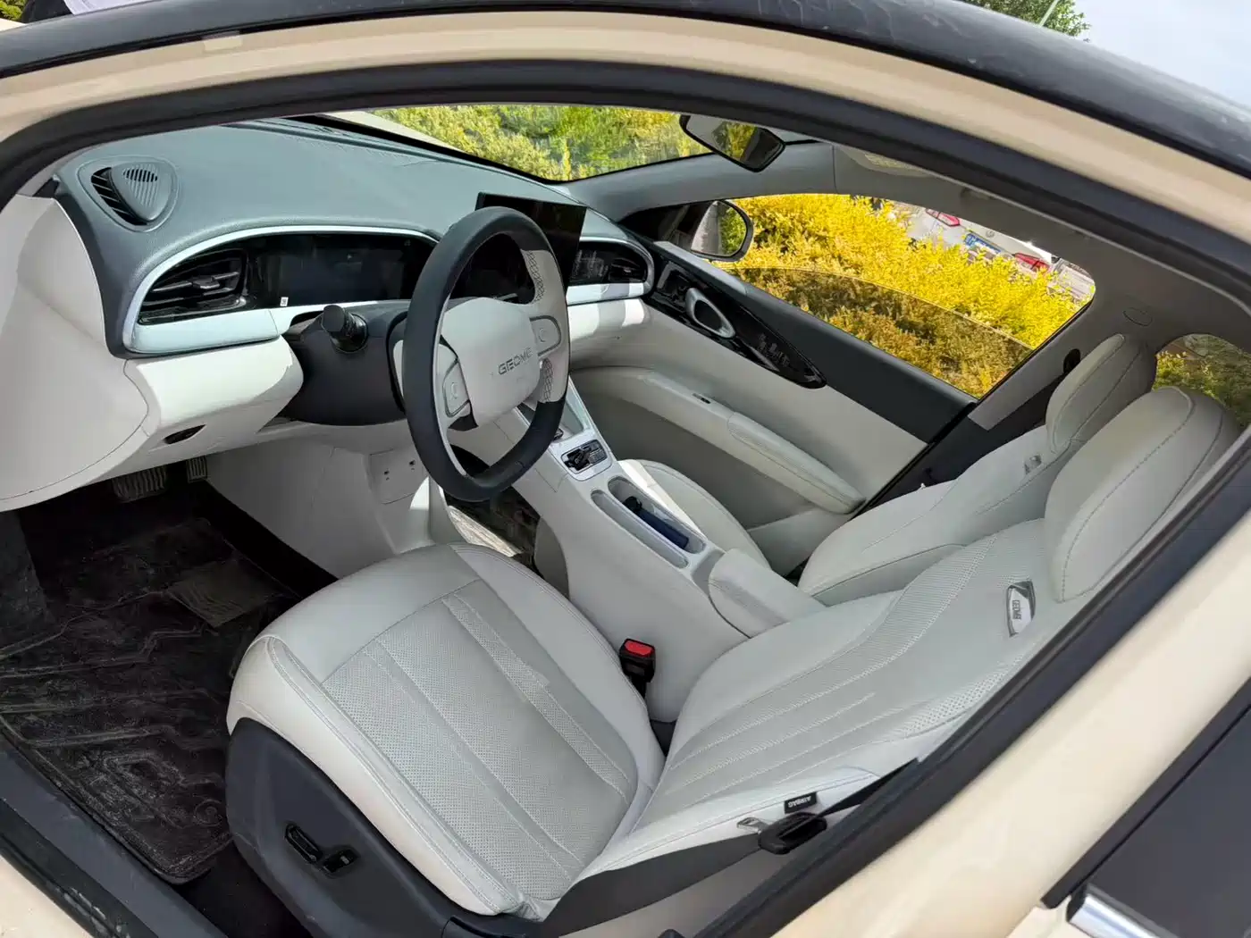 Geely Galaxy Starry Wish 2025 UP 410km Explorer+ Edition фото 8