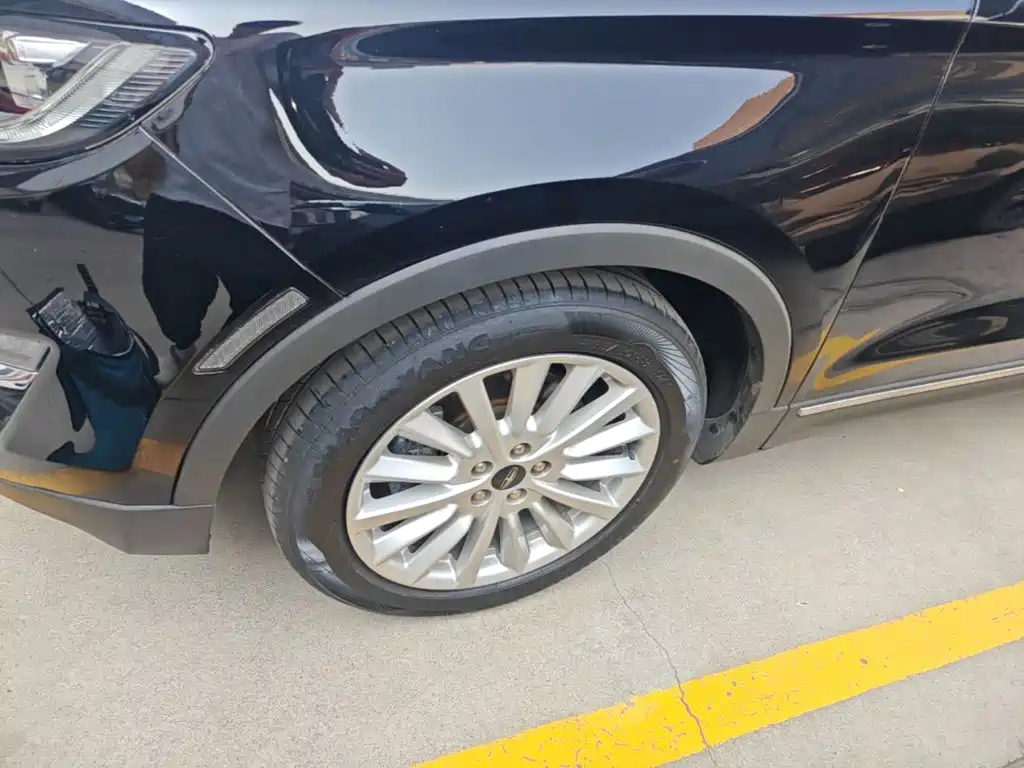 Photo 25 - Lincoln MKC