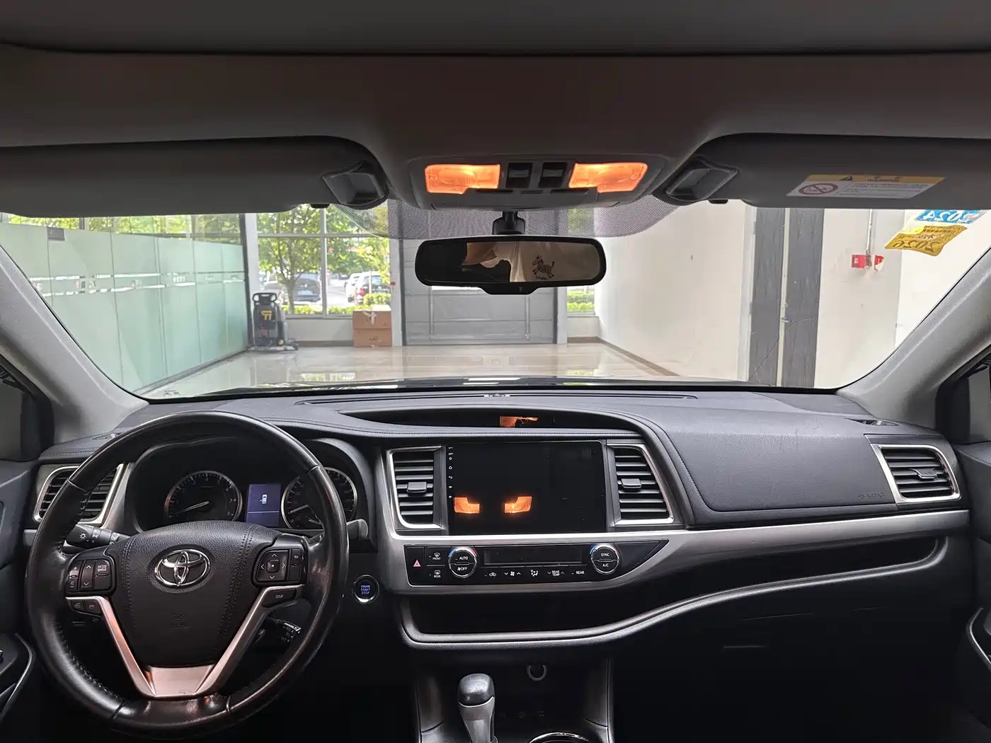 Toyota Highlander 2017 2.0T 4WD Premium 7-Seater фото 13