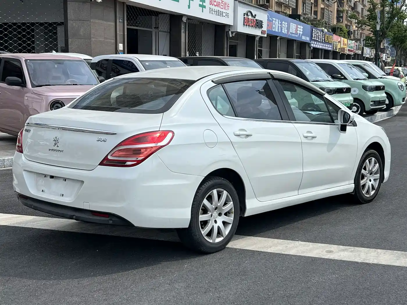 Peugeot 308 2016 2014 Model Joy Edition Classic 1.6L Automatic Superior Style