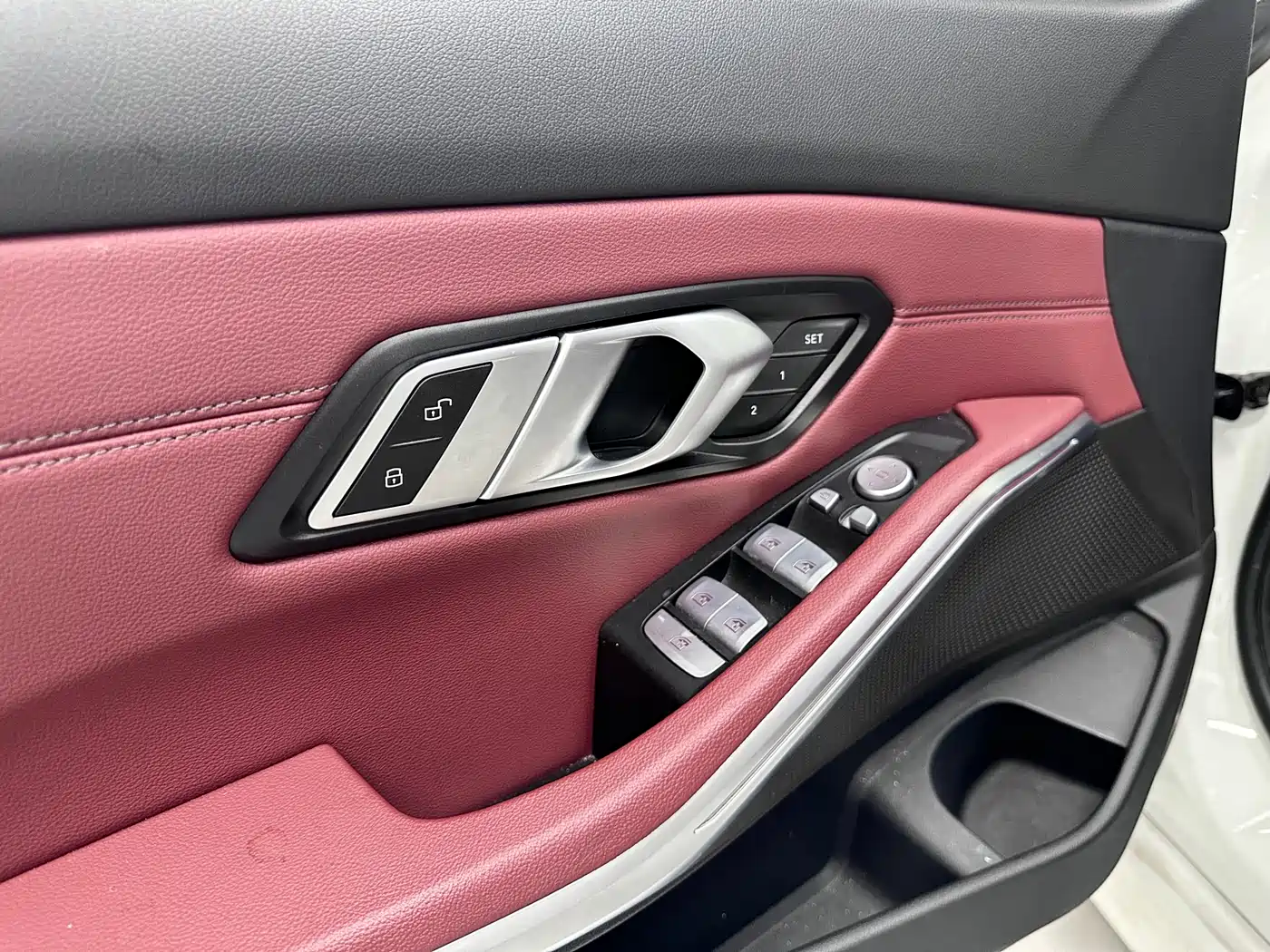 BMW 3 Series 2024 325i M Sport Package фото 8
